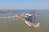 Cẩu bờ STS (Ship to Shore Crane) 2